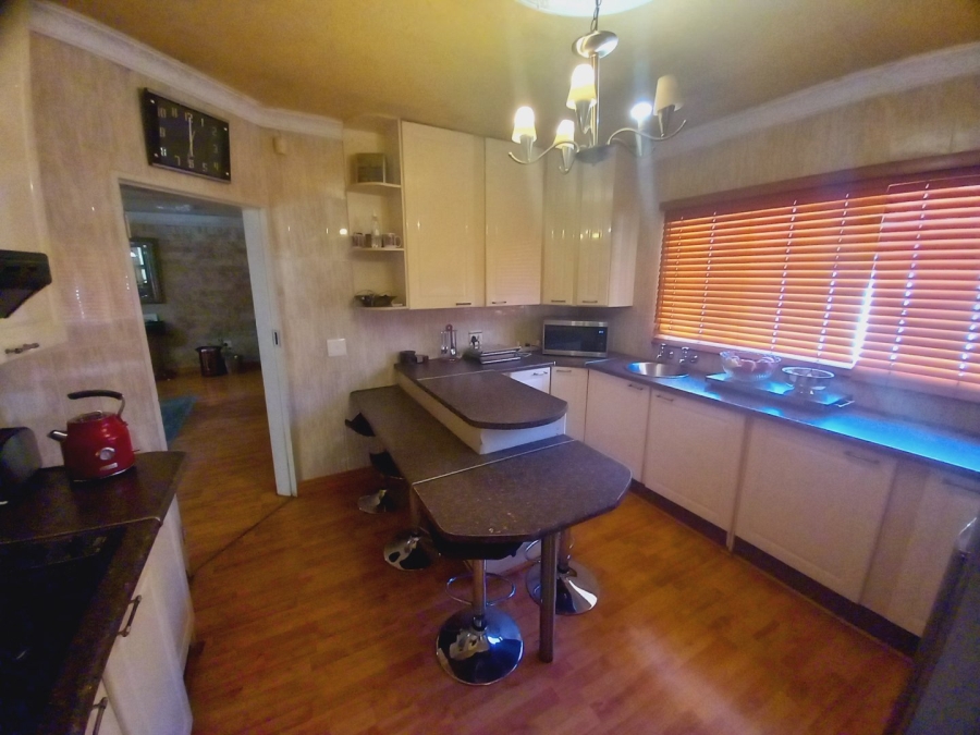 3 Bedroom Property for Sale in Vaalpark Free State